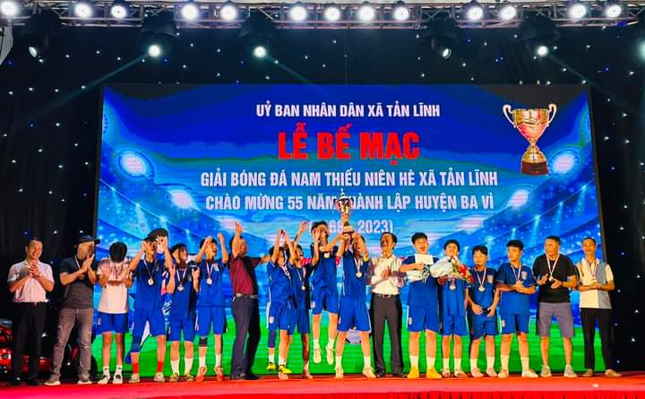 Chung kết giải bóng đá Thiếu niên xã Tản Lĩnh năm 2023
